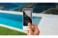 Maytronics Dolphin Dolphin M700 Zwembadrobot 13 Maytronics Dolphin Dolphin M700 Zwembadrobot -Zwembad Verkoopwinkel maytronics dolphin dolphin m700 zwembadrobot 4